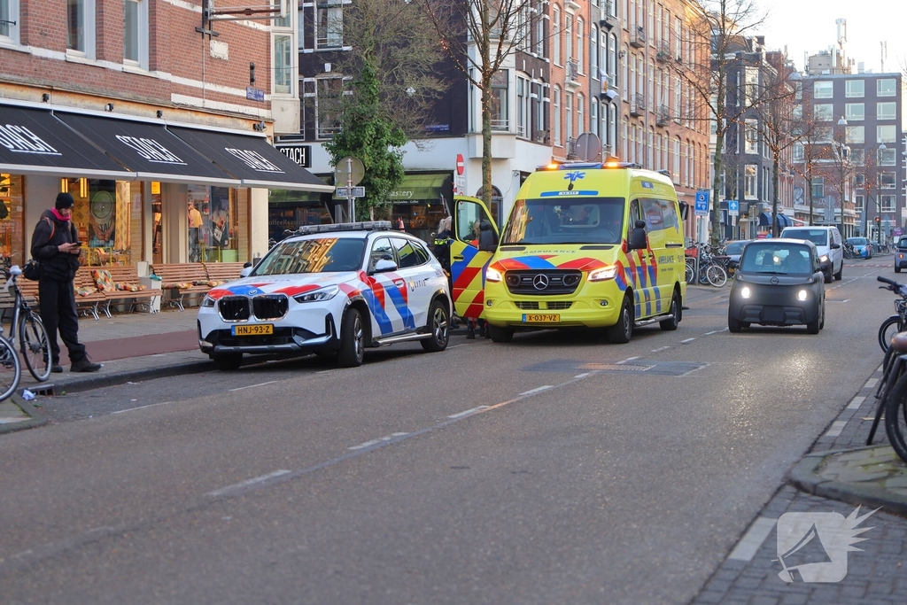 Steekincident leidt tot gewonde en zoektocht naar dader
