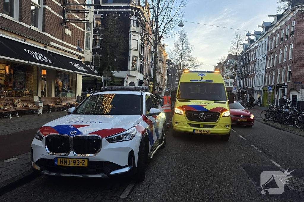 Steekincident leidt tot gewonde en zoektocht naar dader