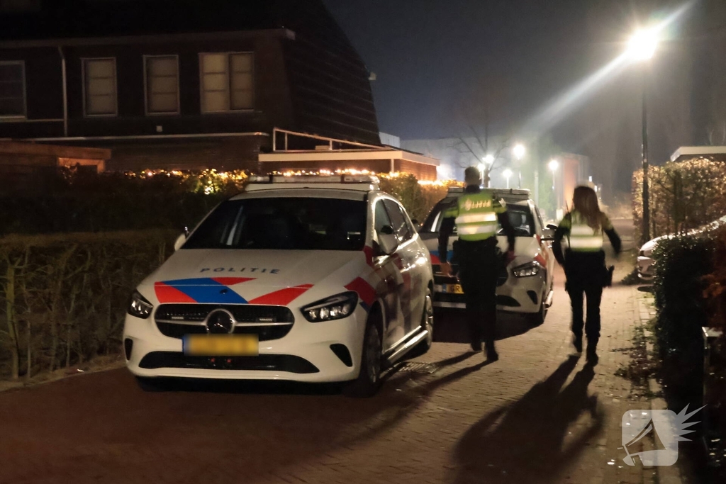 Ongenodigde gasten dringen huisfeestje binnen