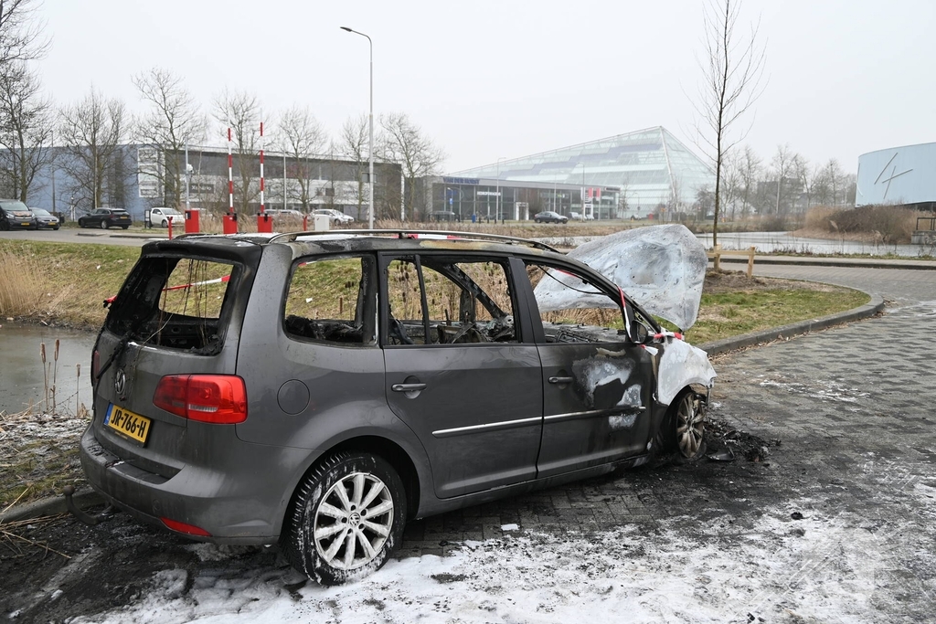 Wederom auto uitgebrand, politie doet onderzoek