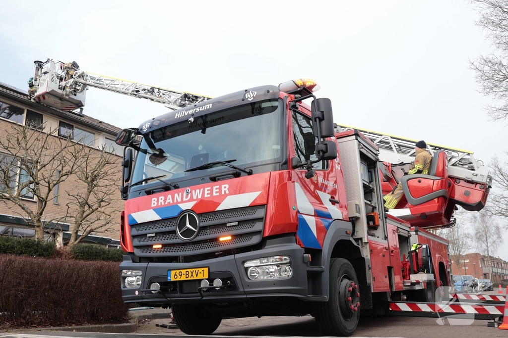 Schoorsteenbrand leidt tot spoedactie brandweer