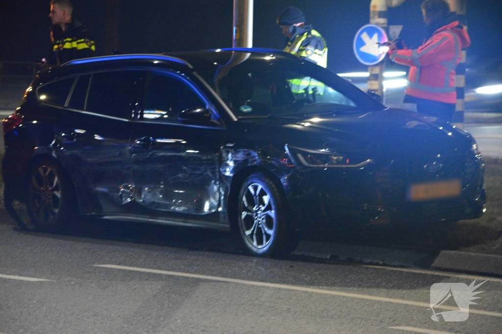 Ongeval tussen twee voertuigen bij wegrestaurant