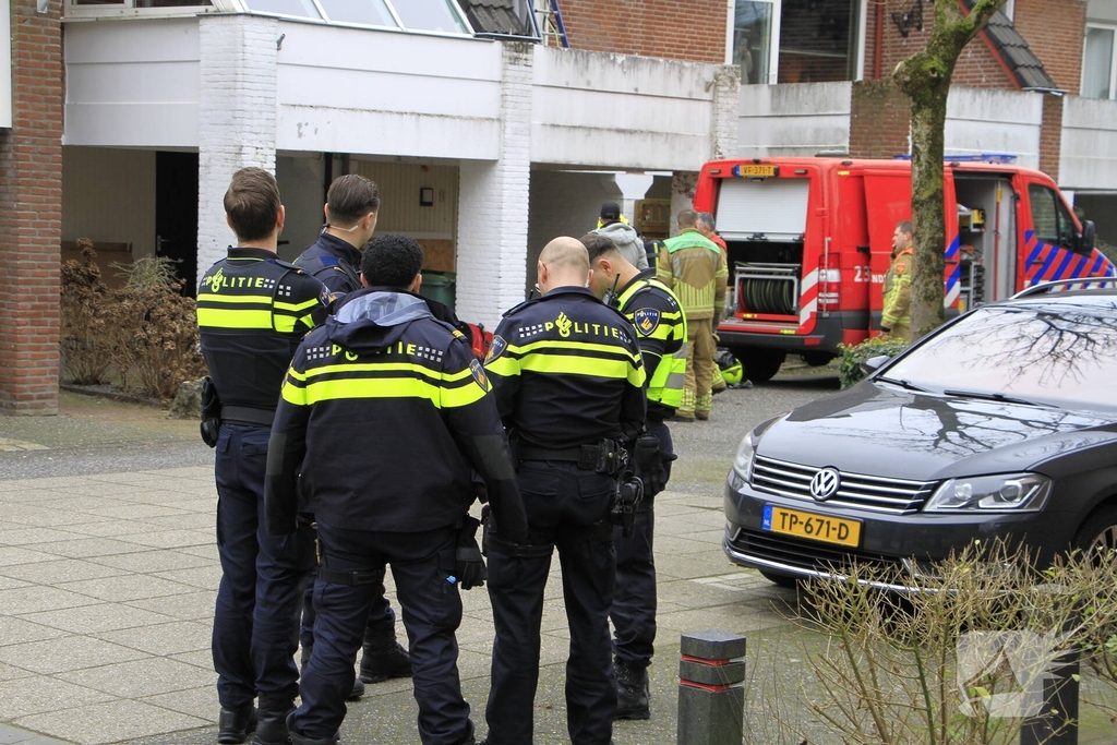 Brandweer meet hoge concentraties koolmonoxide