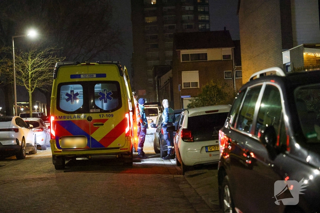 Voertuig rijdt opzettelijk mensen aan