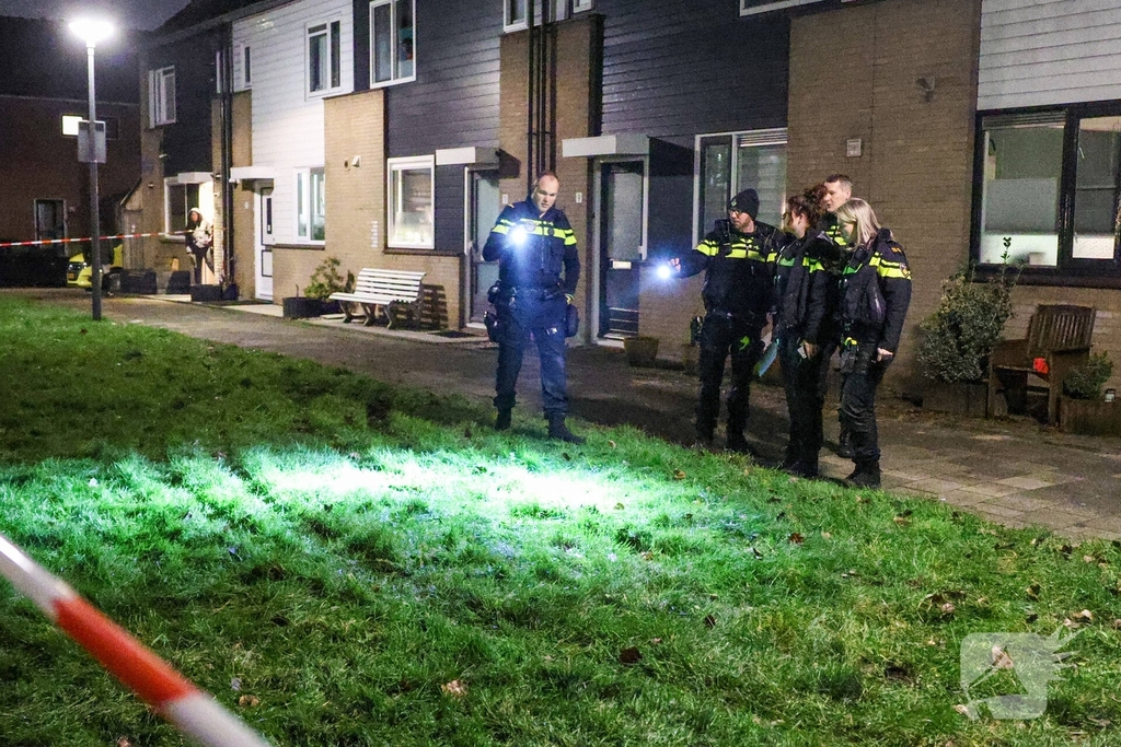 Voertuig rijdt opzettelijk mensen aan