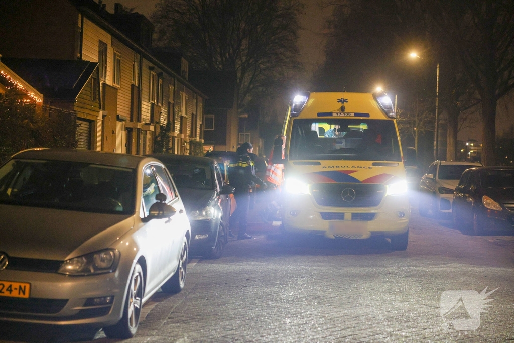 Voertuig rijdt opzettelijk mensen aan