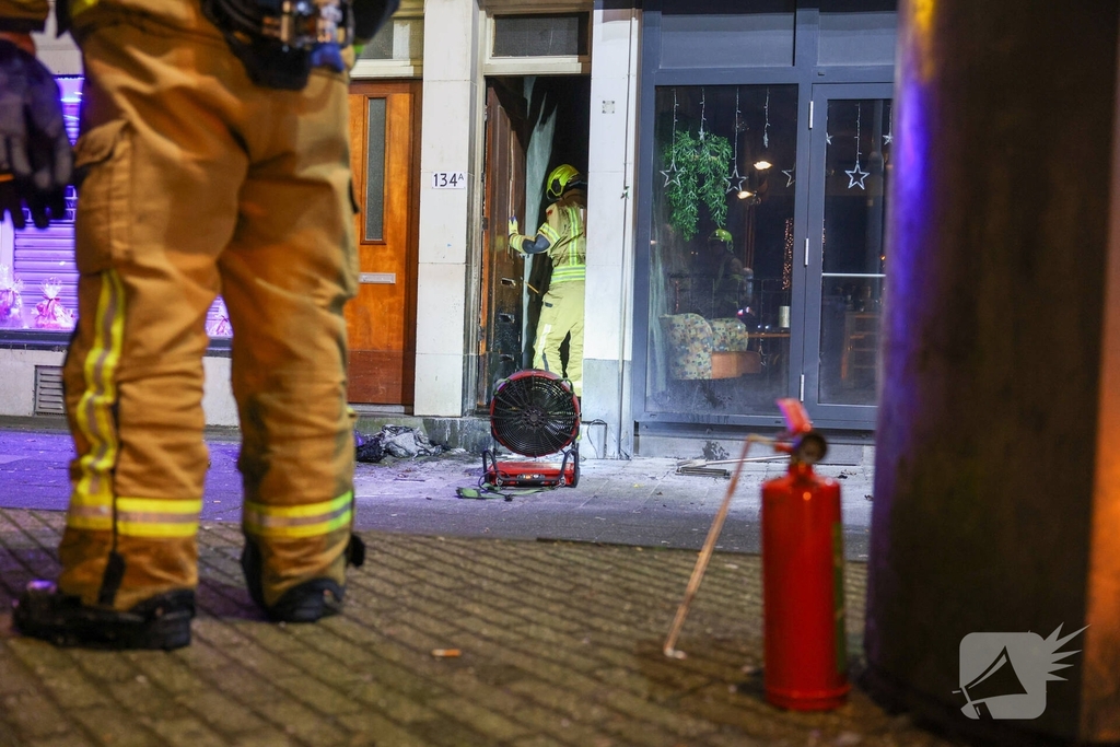 Explosie bij woning leidt tot redding van meerdere bewoners
