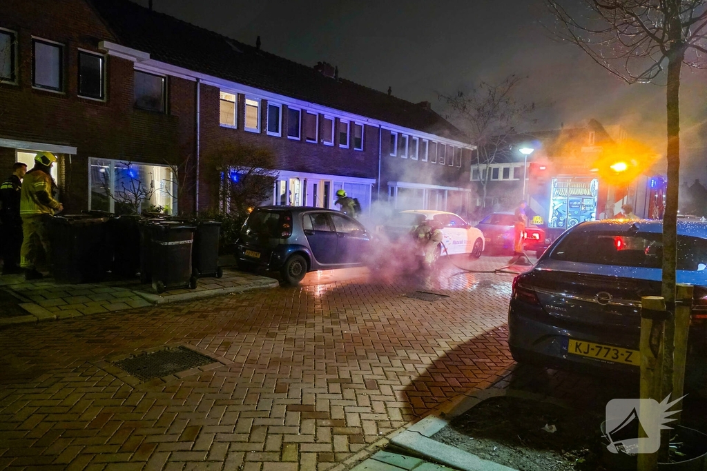 Brand in auto veroorzaakt alarm