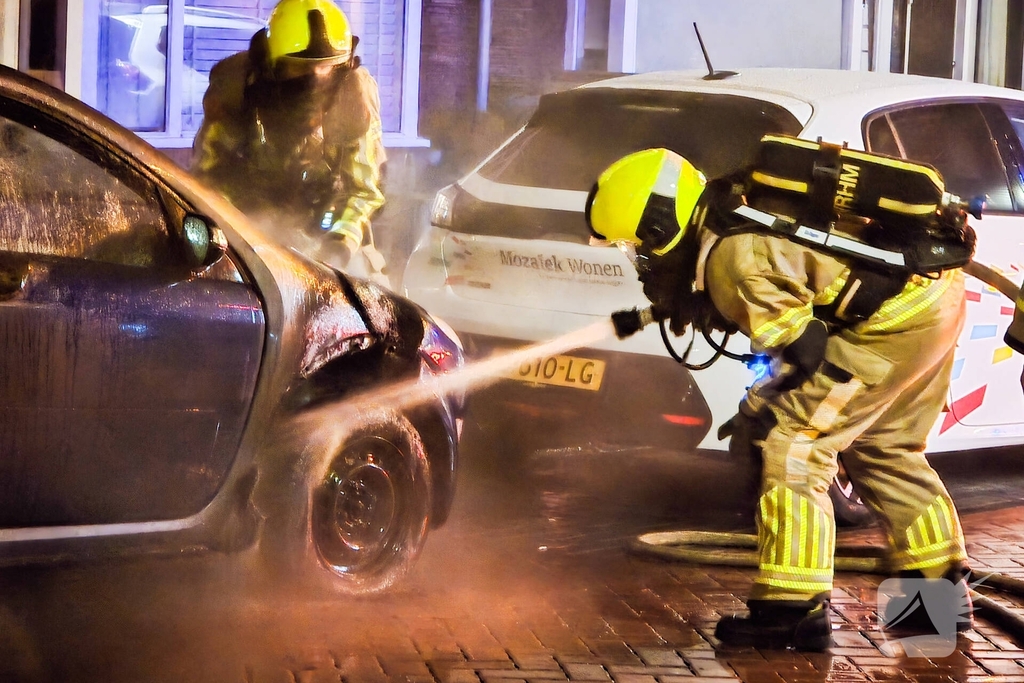 Brand in auto veroorzaakt alarm