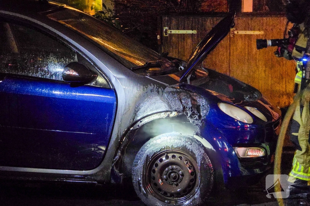 Brand in auto veroorzaakt alarm