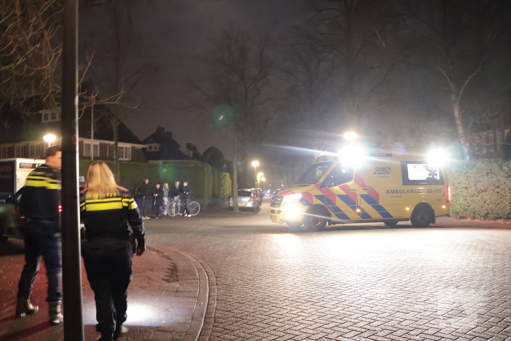 Fietser ernstig ten val in Naarden