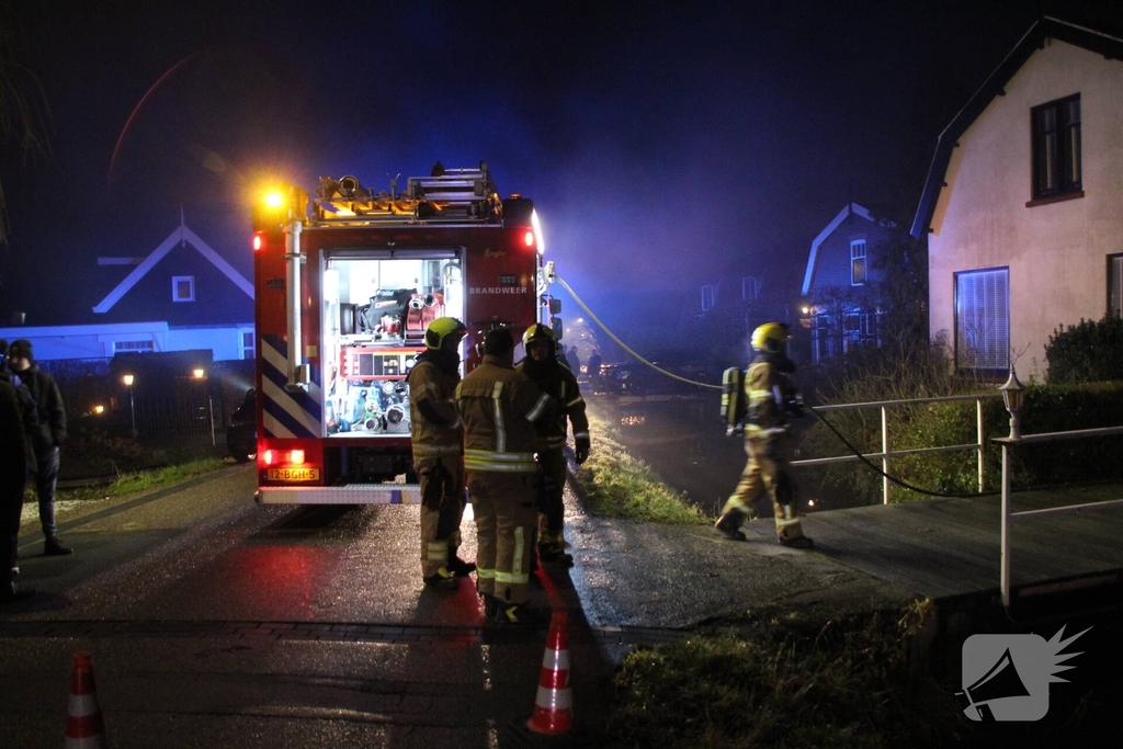 Schoorsteenbrand in woning onder controle