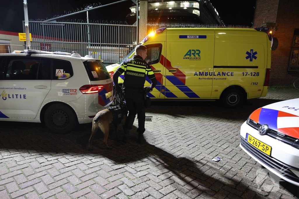 Steekincident op vluchtelingenboot leidt tot gewonde