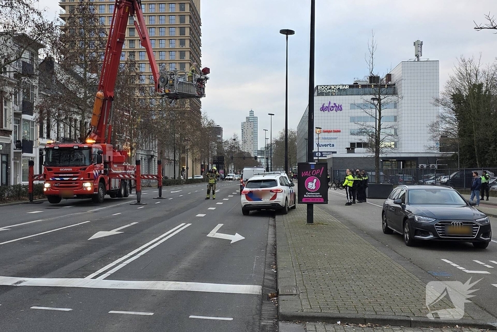 Politie houdt winkeldief aan op dak