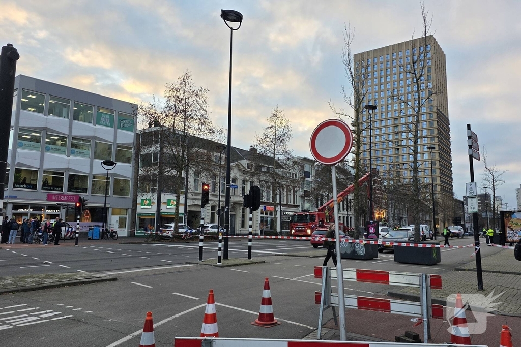 Politie houdt winkeldief aan op dak