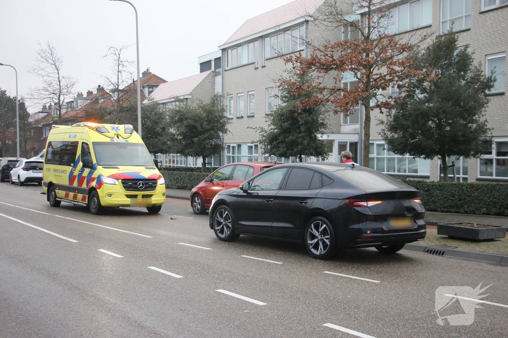 Kettingbotsing met drie voertuigen
