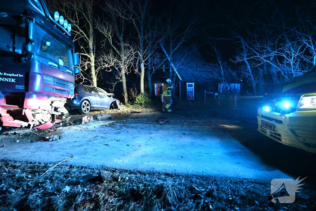 Dode na ongeval met vrachtauto
