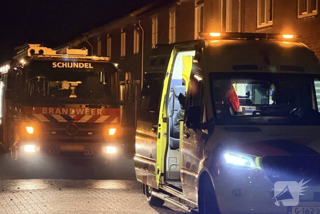 Meerdere personen krijgen medische zorg na incident