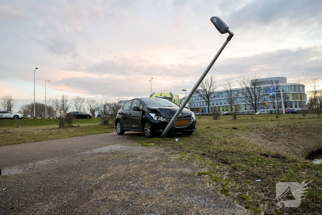 Bestuurder raakt onwel tijdens rijden