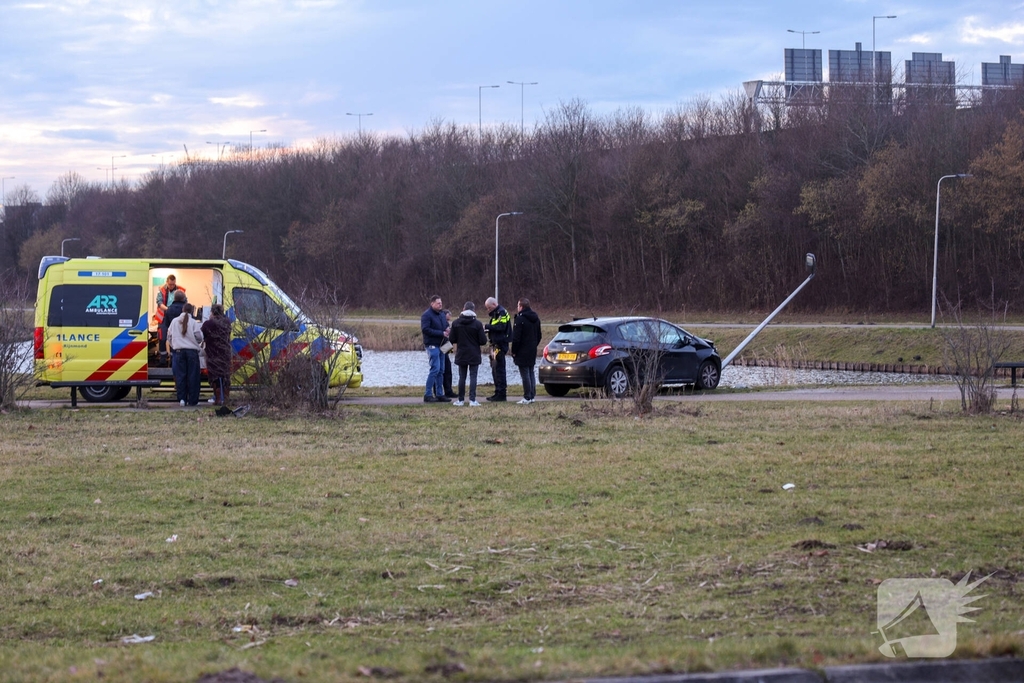 Bestuurder raakt onwel tijdens rijden