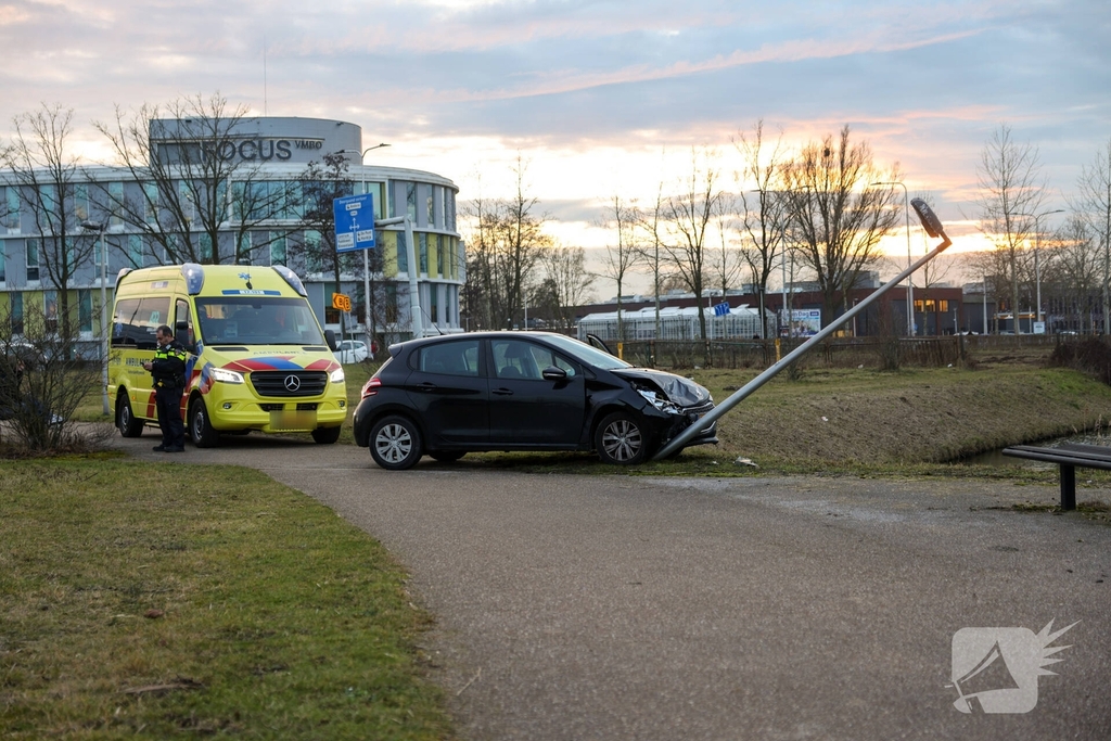 Bestuurder raakt onwel tijdens rijden