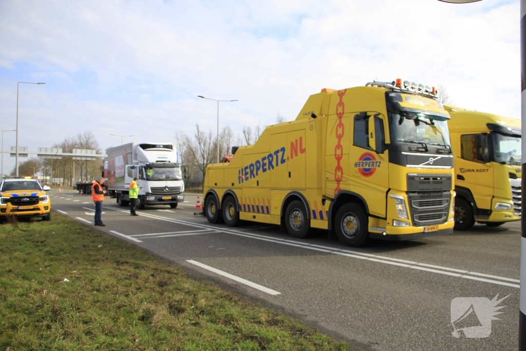 Vrachtwagenstoring veroorzaakt lichte verkeershinder