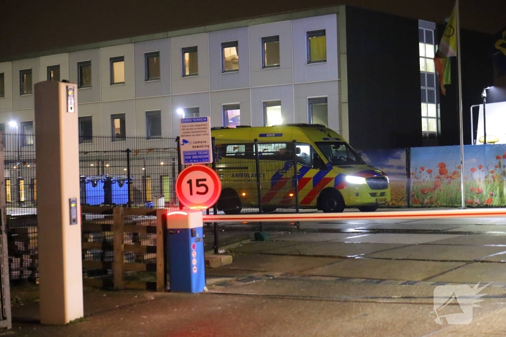 Steekincident op asielboot leidt tot ambulance-inzet