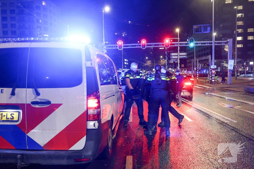 Politieachtervolging eindigt op Erasmusbrug