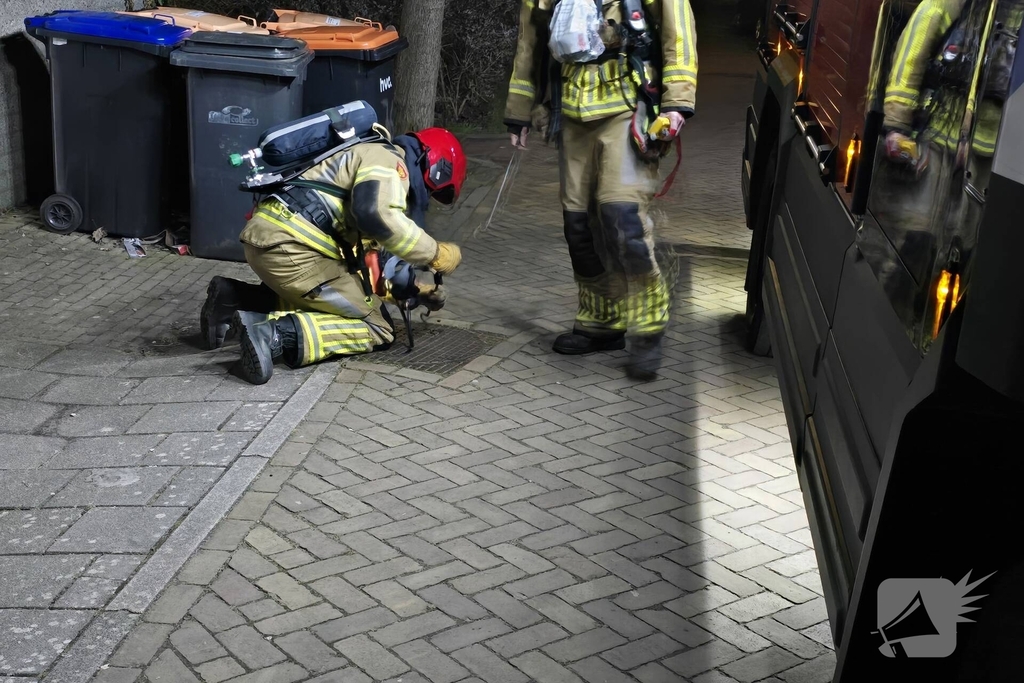 Brandweer doet onderzoek naar gaslucht