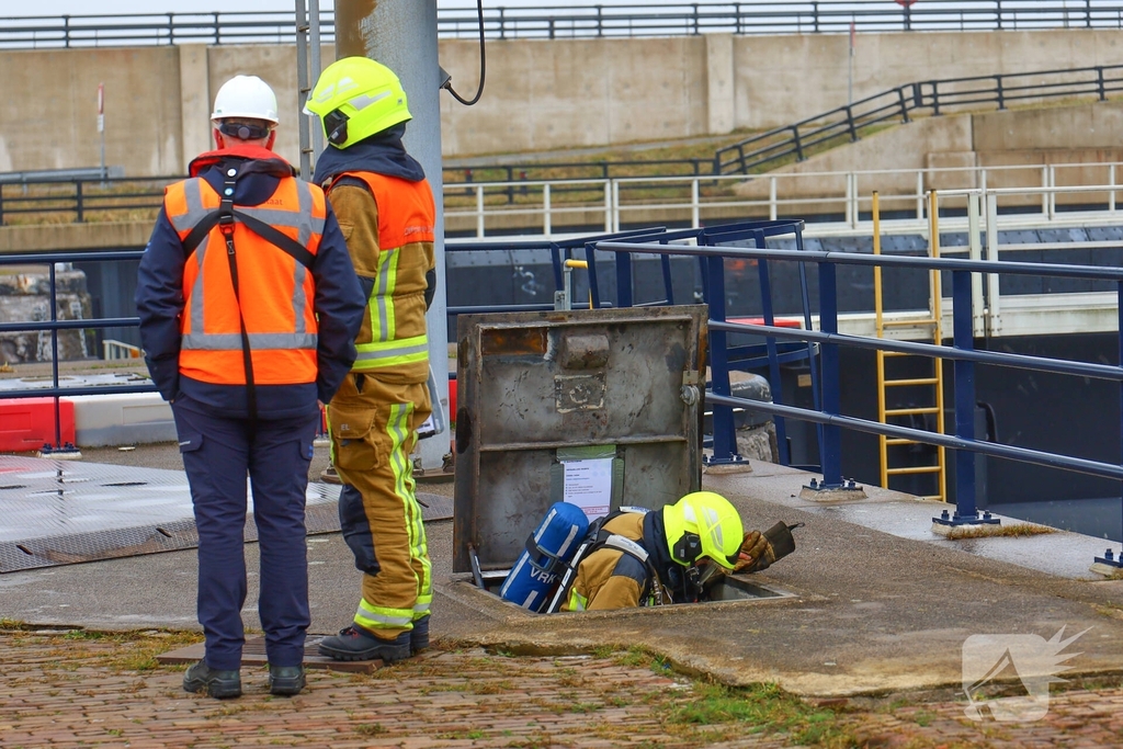 Brand in sluisbediening zorgt voor scheepvaartproblemen
