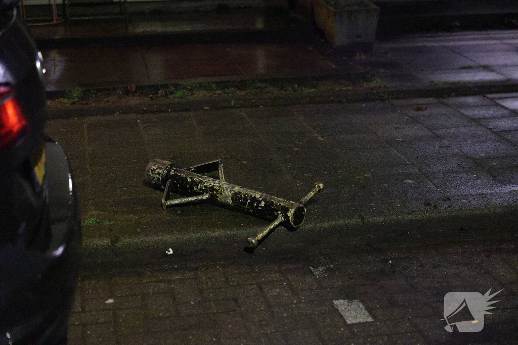 Team Parate Eenheid houdt persoon aan in woning