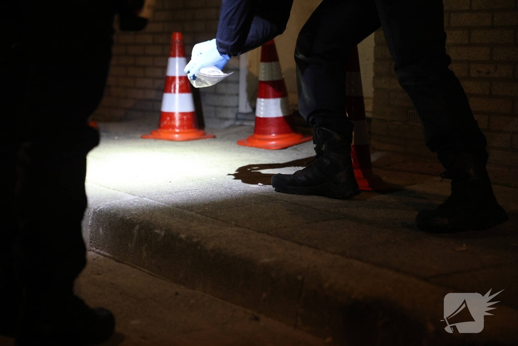 Explosie bij portiekwoning veroorzaakt aanzienlijke schade