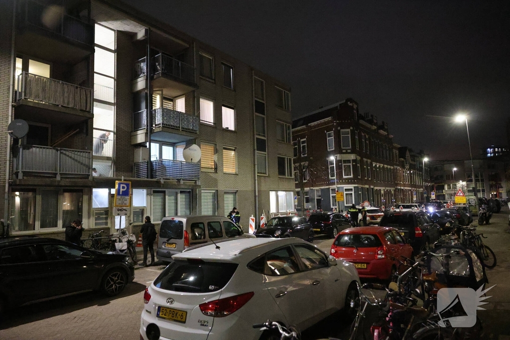 Explosie bij portiekwoning veroorzaakt aanzienlijke schade