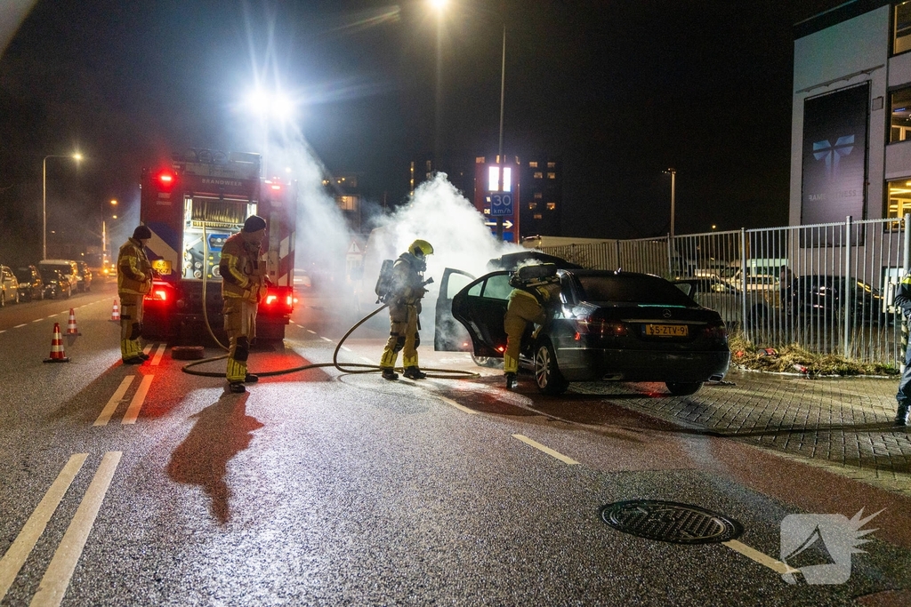 Brand veroorzaakt afsluiting van straat