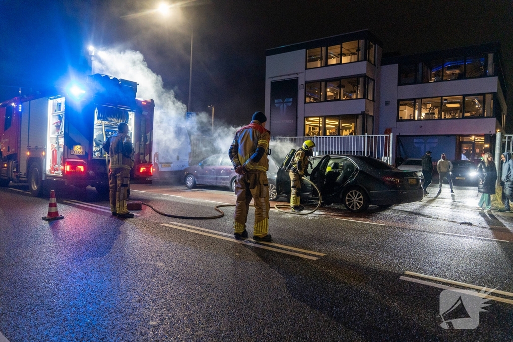 Brand veroorzaakt afsluiting van straat