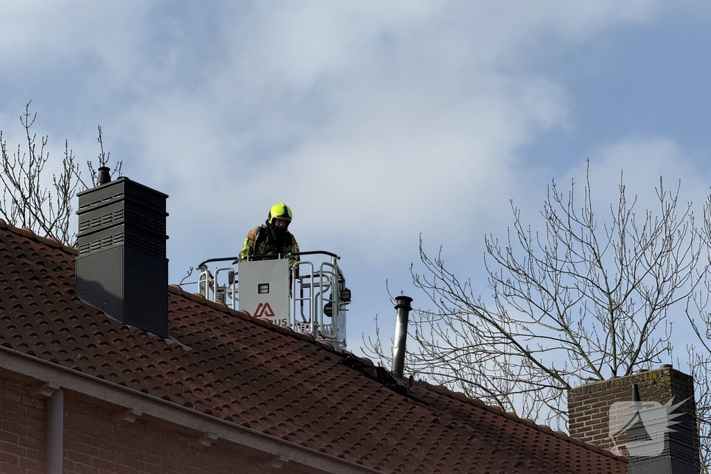 Uitslaande brand vergt uitgebreide inzet