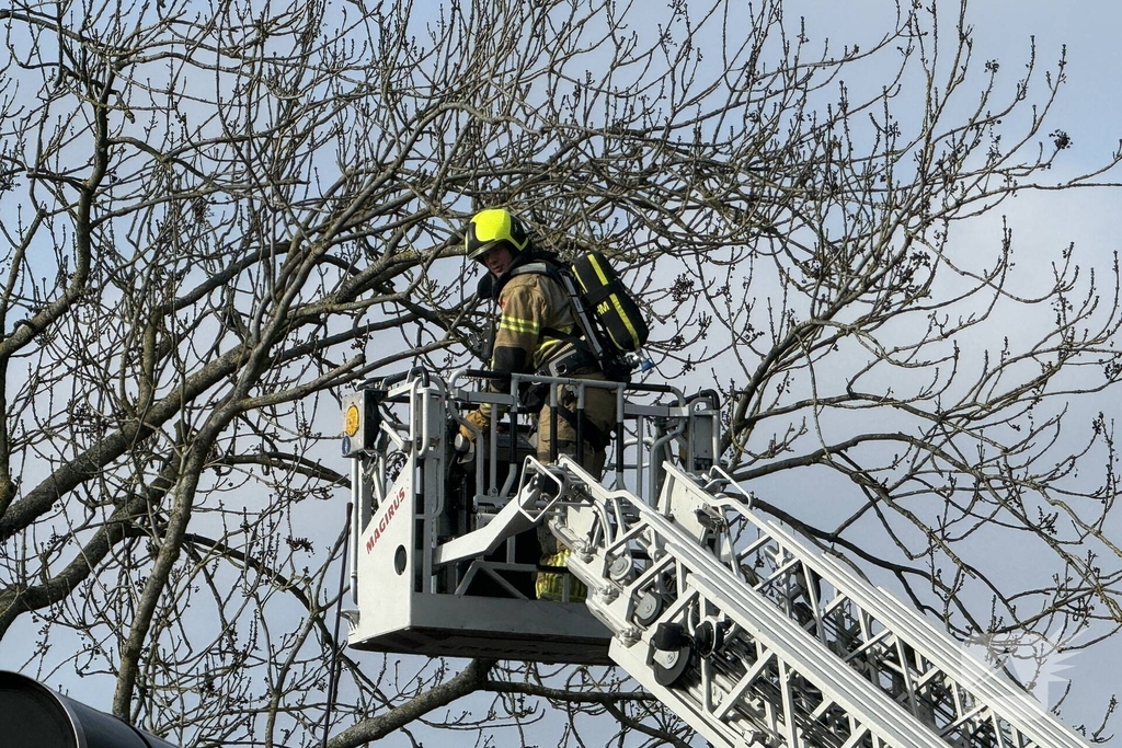 Uitslaande brand vergt uitgebreide inzet