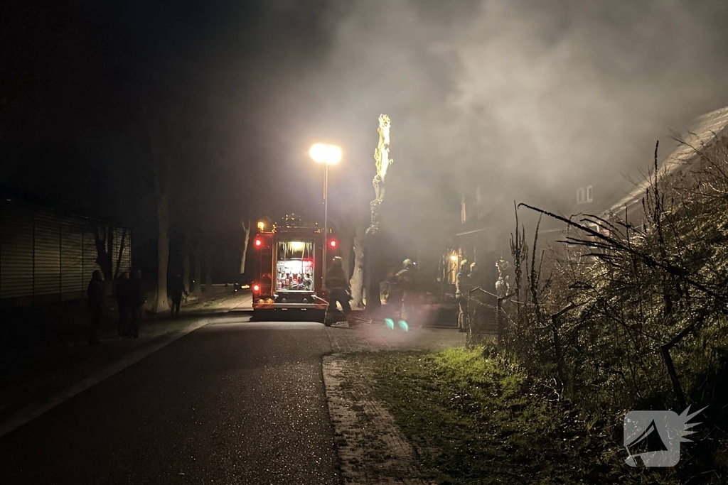 Brand in loods door snoeiafval