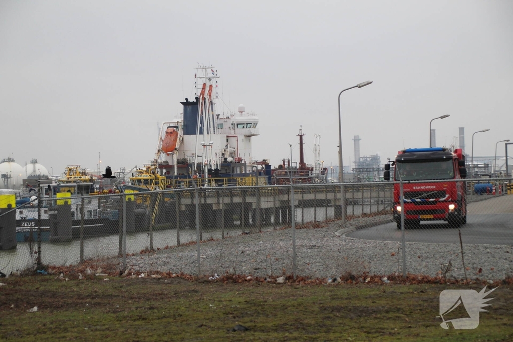 Brand op tanker in Rotterdam onder controle