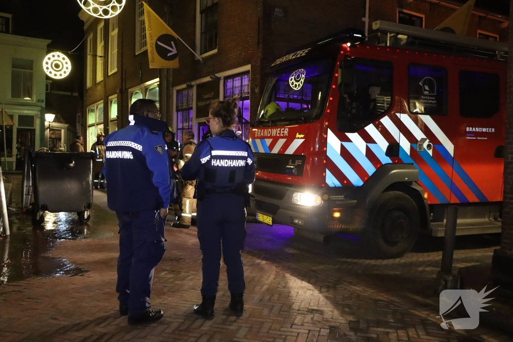 Brand in prullenbak en container