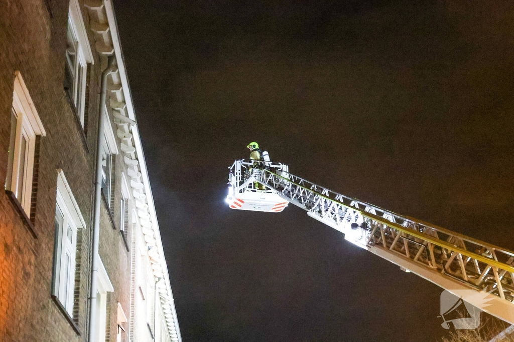 Woningbrand leidt tot evacuatie en meerdere gewonden