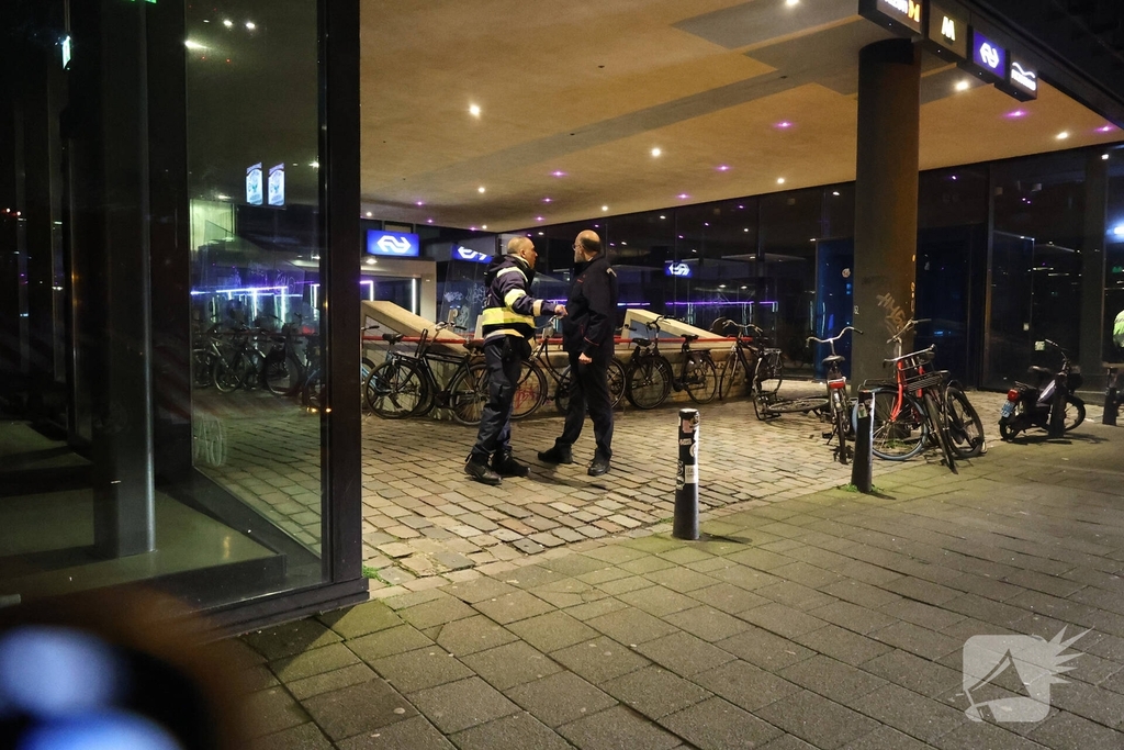 Brand leidt tot onderbreking van trein- en metroverkeer