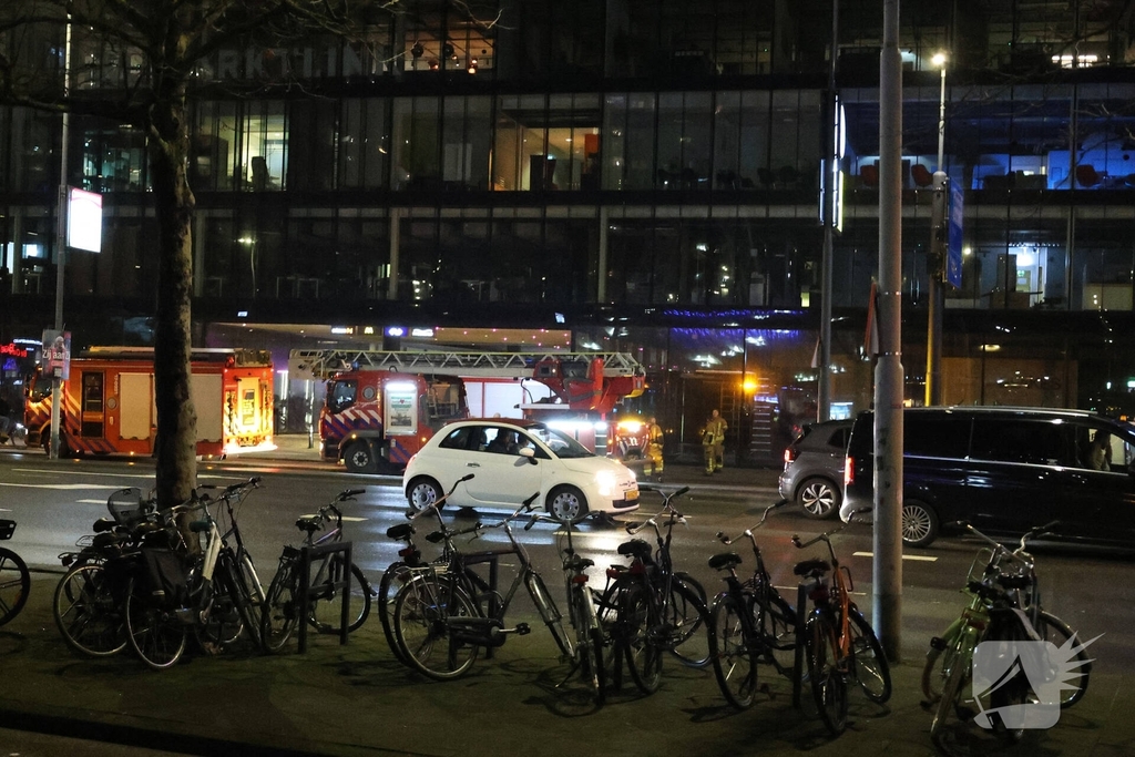 Brand leidt tot onderbreking van trein- en metroverkeer