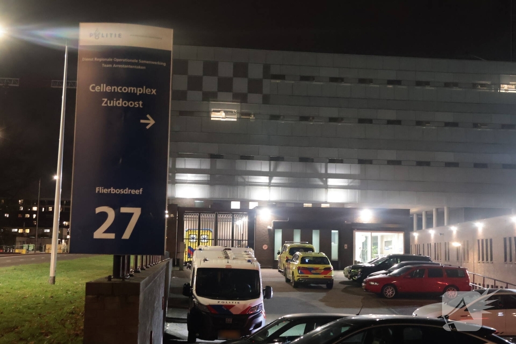 Medische noodsituatie bij politiebureau