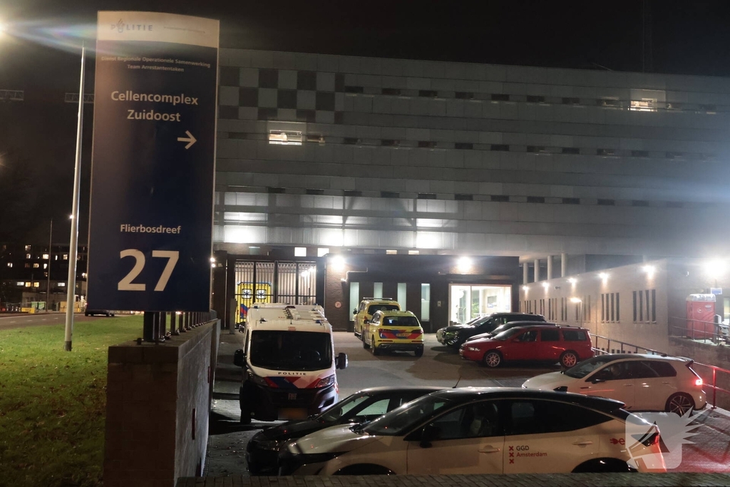 Medische noodsituatie bij politiebureau