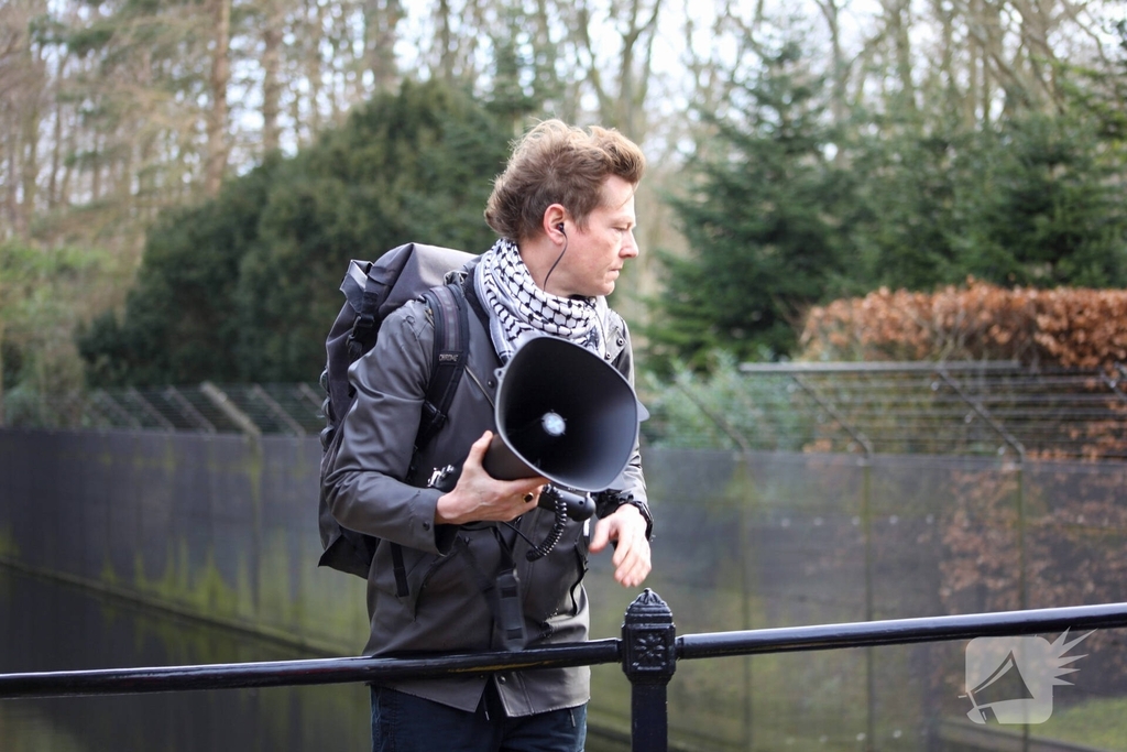 Tientallen demonstranten bij Paleis van koning bij presentatie kabinet