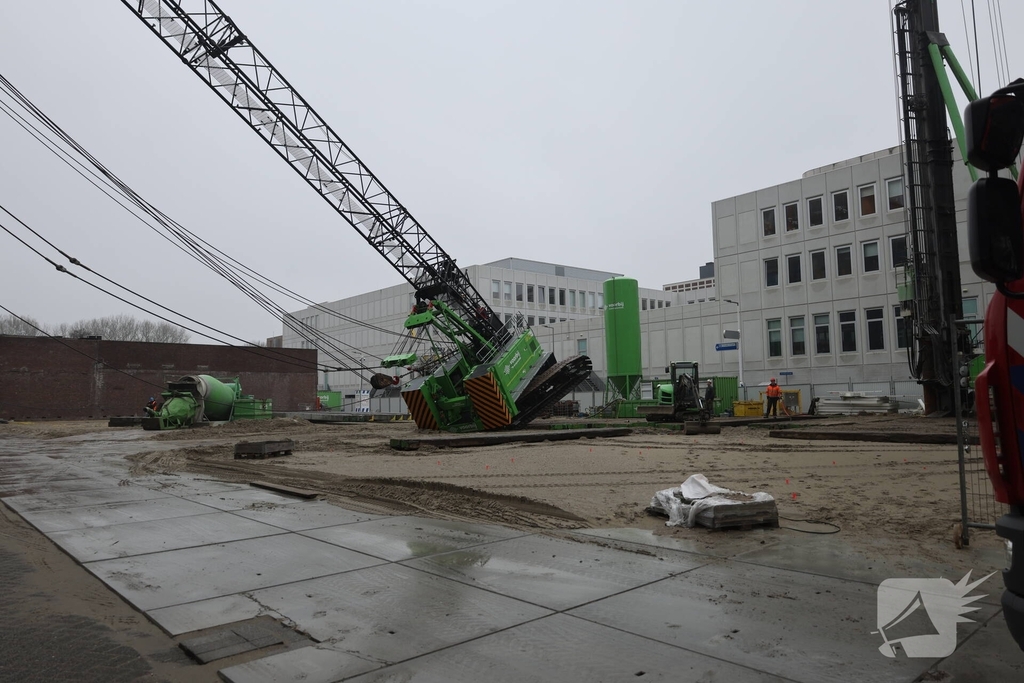 Ongeval met bouwkraan leidt tot grote inzet hulpdiensten