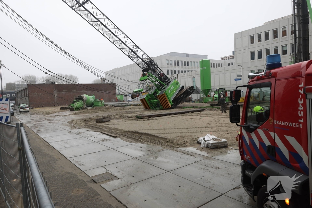 Ongeval met bouwkraan leidt tot grote inzet hulpdiensten