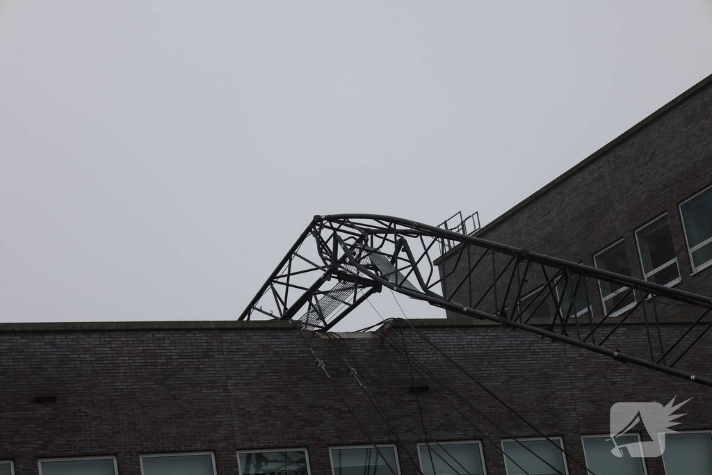 Ongeval met bouwkraan leidt tot grote inzet hulpdiensten