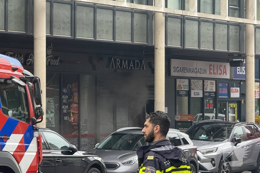 Woningbrand leidt tot grote afzetting van straat